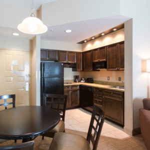 Lake Buena Vista kitchen and dining area