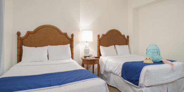Lake Buena Vista double twin beds