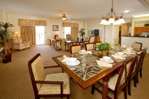 Lake Buena Vista Resort - Grand Cayman Dining Room