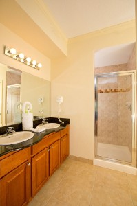 Lake Buena Vista Resort - Master Bathroom